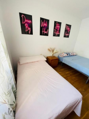 Habitaciones cómodas en la mejor zona de granada